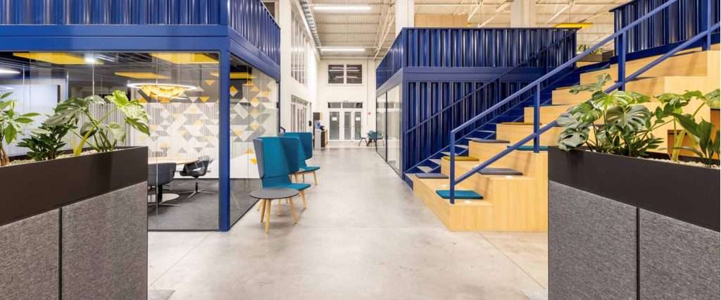 Amazing Office Meeting Stairs Platform