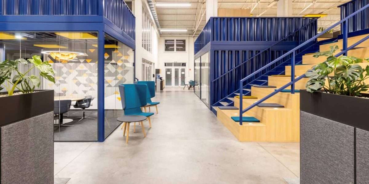 Amazing Office Meeting Stairs Platform